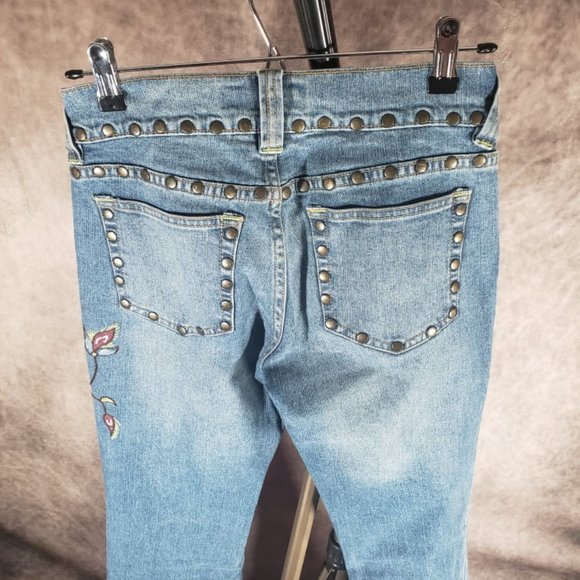 Bisou Bisou Jeans - Picture 7 of 10